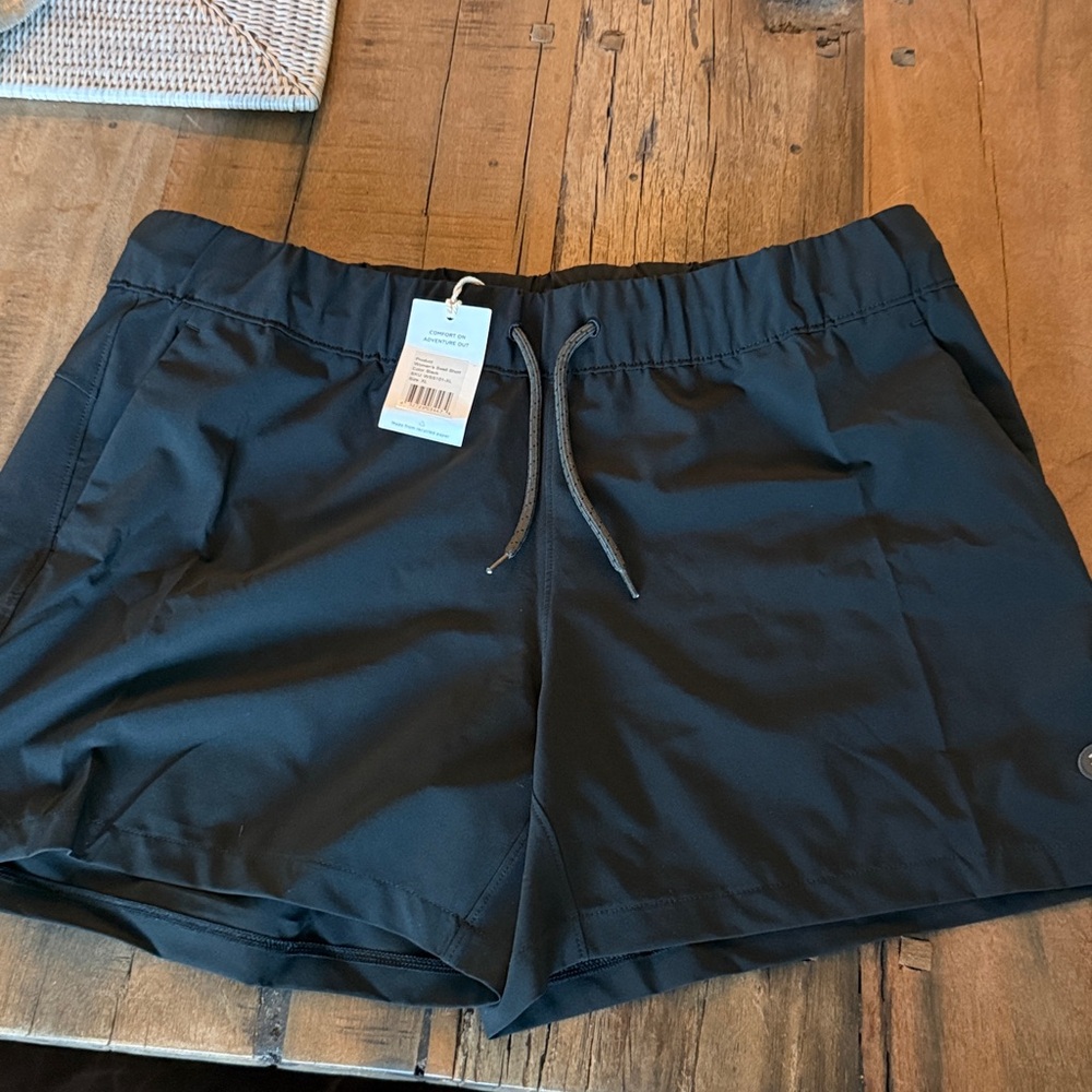 New women’s Free Fly Swell Running Walking Shorts size XL